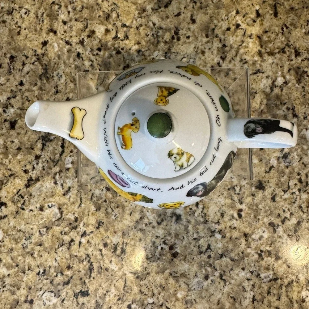Mini Teapot Mans Best Friend with Labs Beagles 2019 England